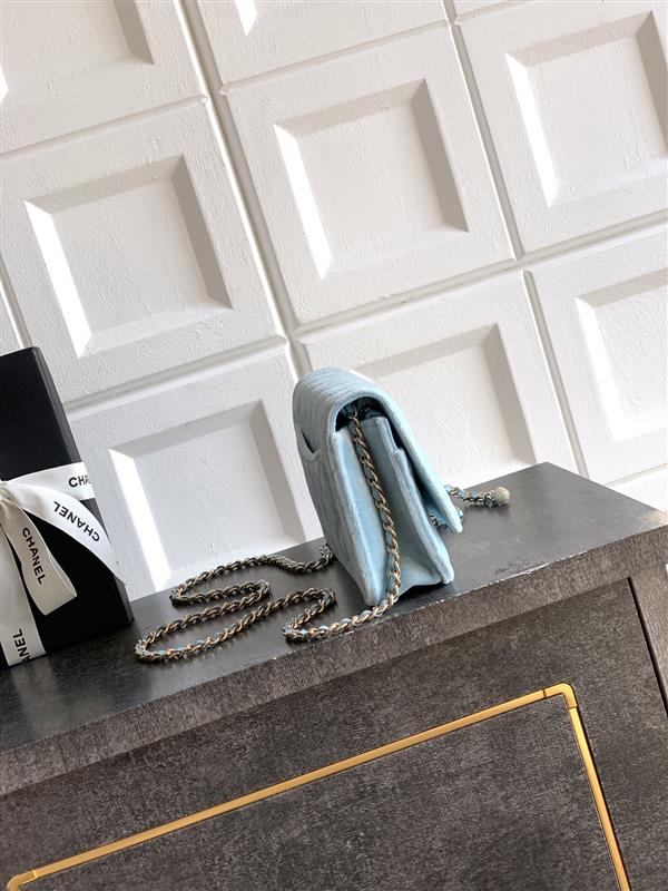 2026127205135832 600